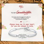 F421_InfinityHeartBracelet_HAN_AdsPic_231027_01_0d8b18ee-6fe2-455d-9095-bb190d1c2ee6