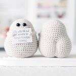 HandmadeKnittedDoll_6_d95bed55-c1b7-4b66-994f-f07ba6a8db56