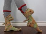 KnitCrocodileSocks1