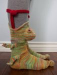 KnitCrocodileSocks1